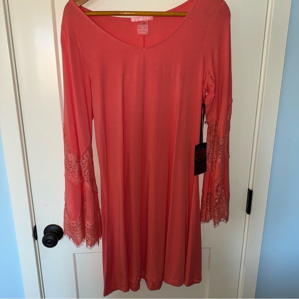 NWT Cowgirl Tuff Co. Coral Lace bell Sleeve Dress Women’s size: XXL